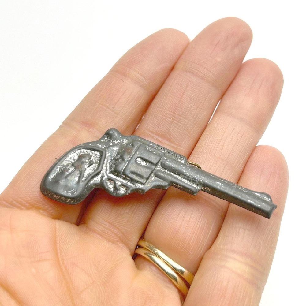 Vintage Revolver Gun Pin Brooch Metal Pistol 1950s Western Novelty Made in Japan